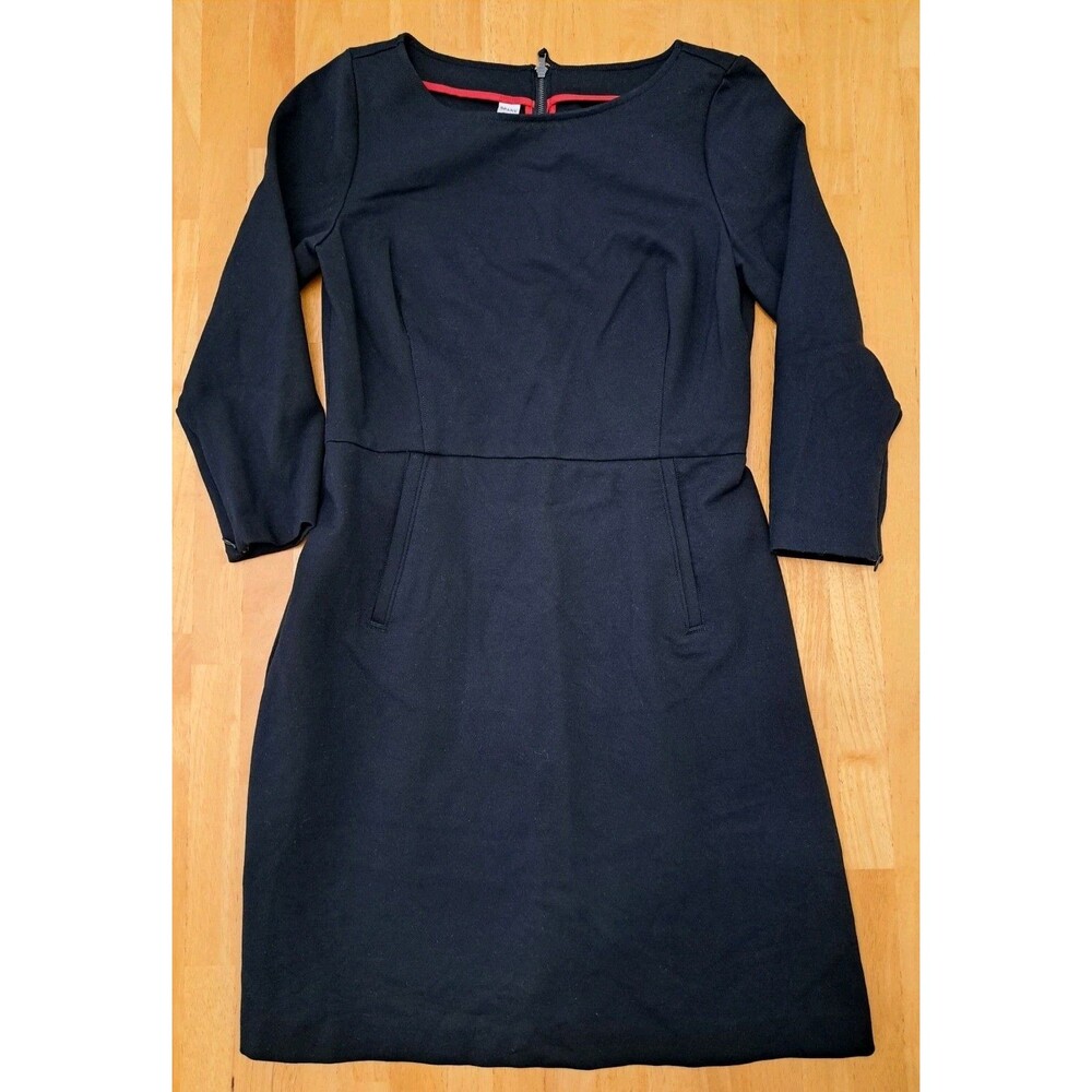 Spanx Black Perfect Shift Dress Knee Length 3/4 Sleeve Round Neck Medium